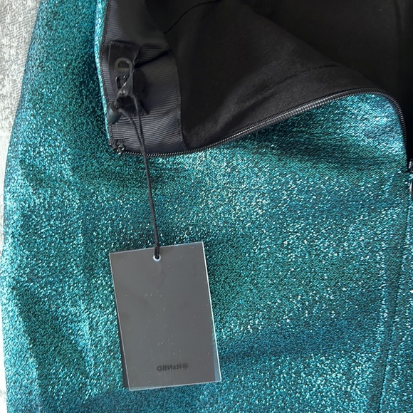 Skirt - Picture 4 of 4